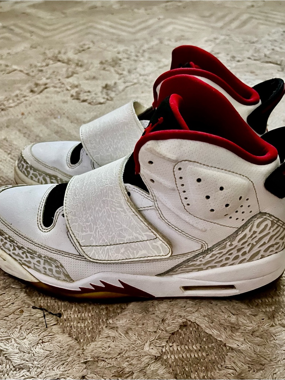 2016 Jordan ‘Son Of Mars’ Gym Red/White